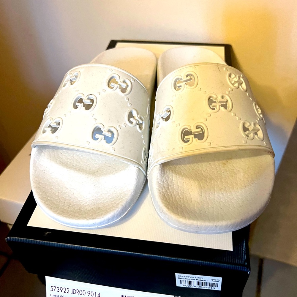 Gucci - Authentic-Rubber GG great white slides size 37